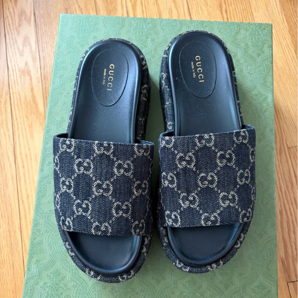 Gucci - 38.5 Women's Platform Slide Sandals